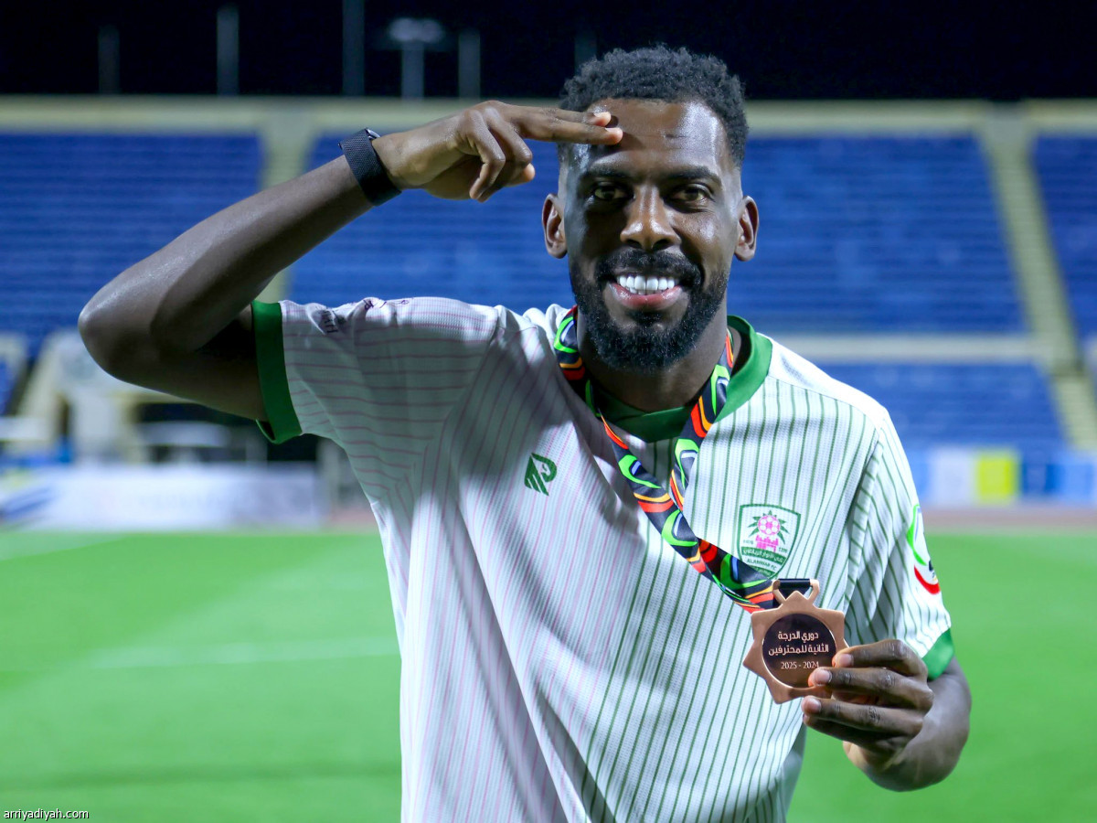 الأنوار يصعد