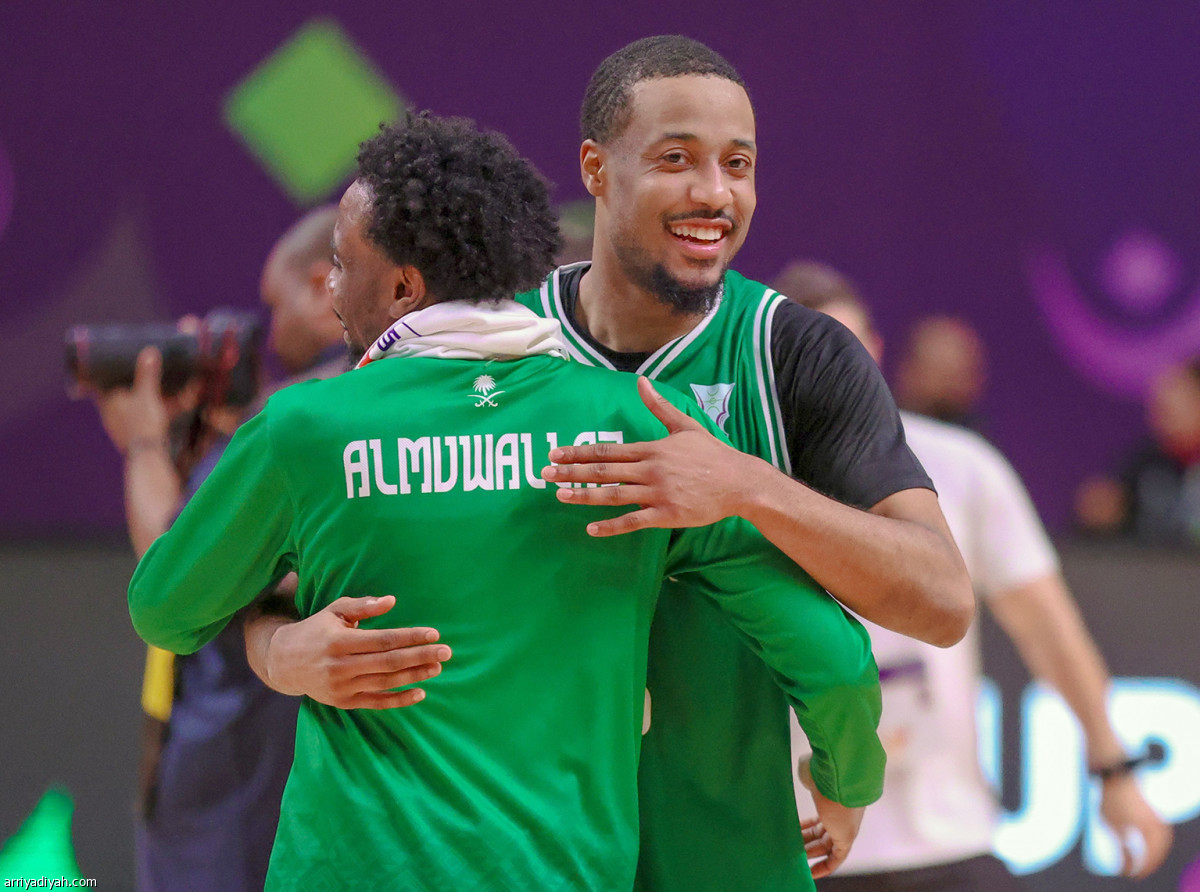 أخضر السلة يحتفل