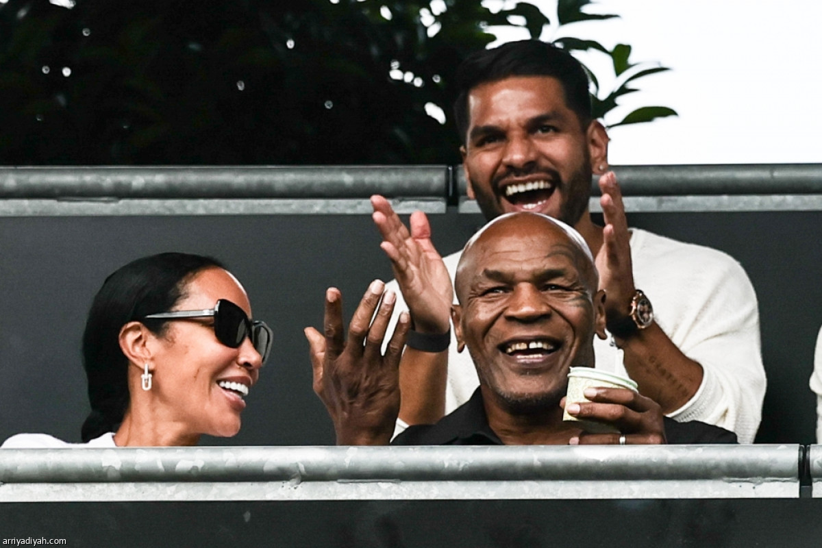 الأسطورة يتابع