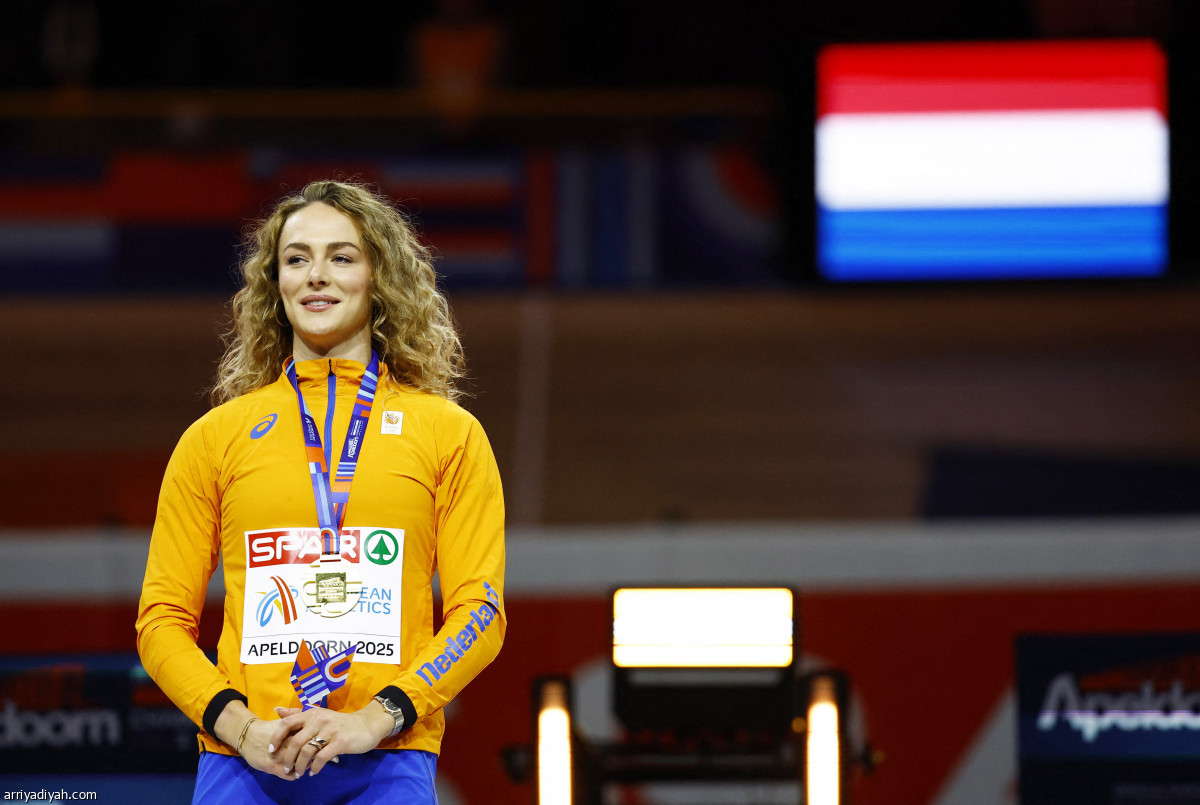 كلافر تحصد الذهب