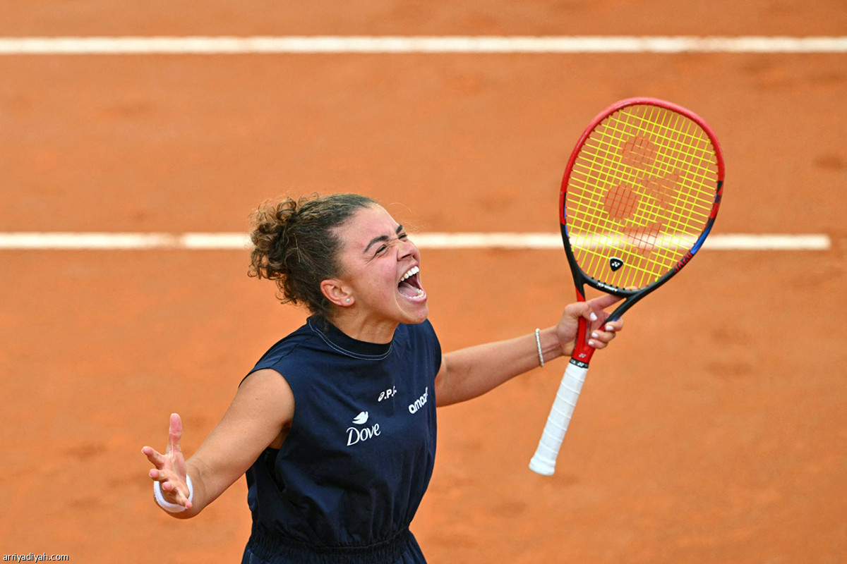 باوليني تحتفل