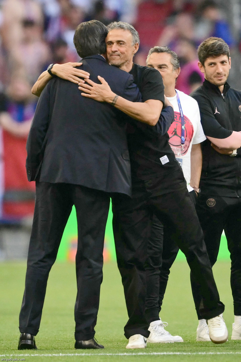 عناق قبل معركة الأبطال