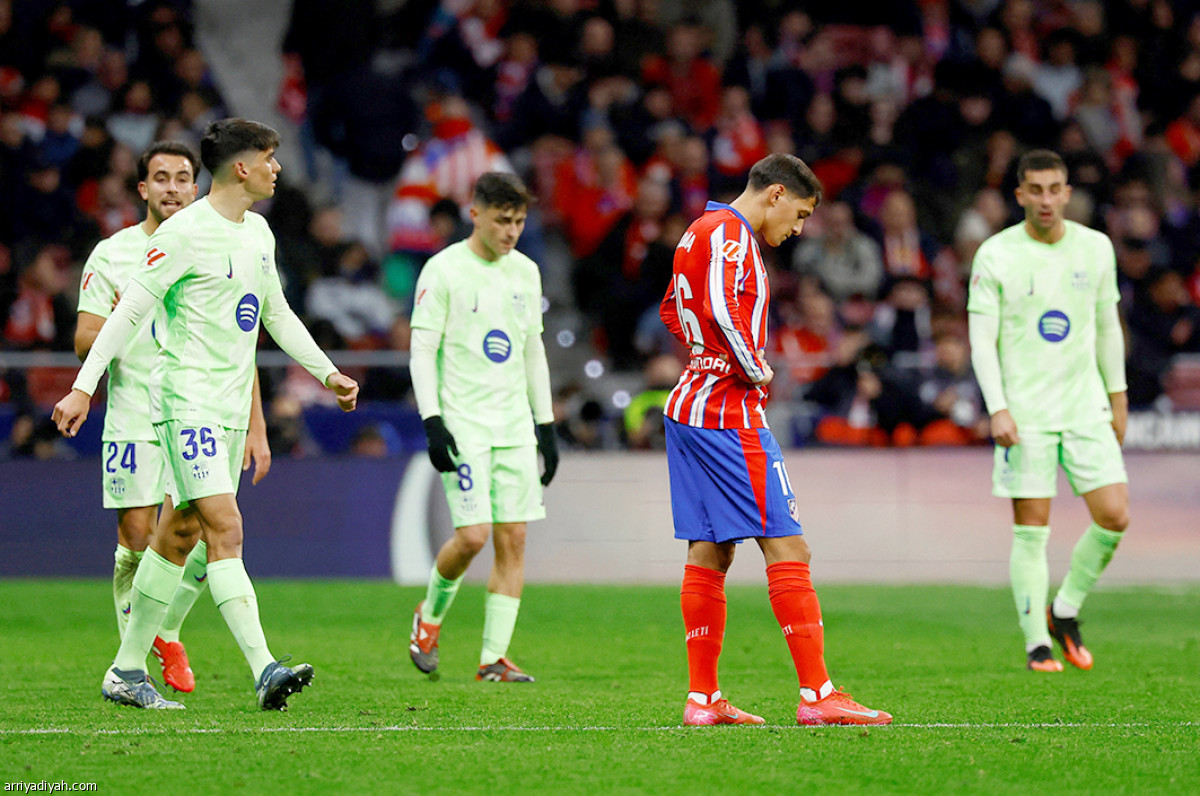 برشلونة يقلبها