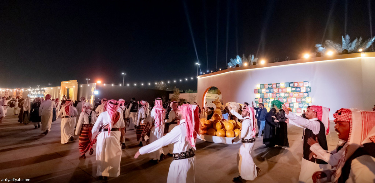 «الوليمة».. أطباق وفلكلور