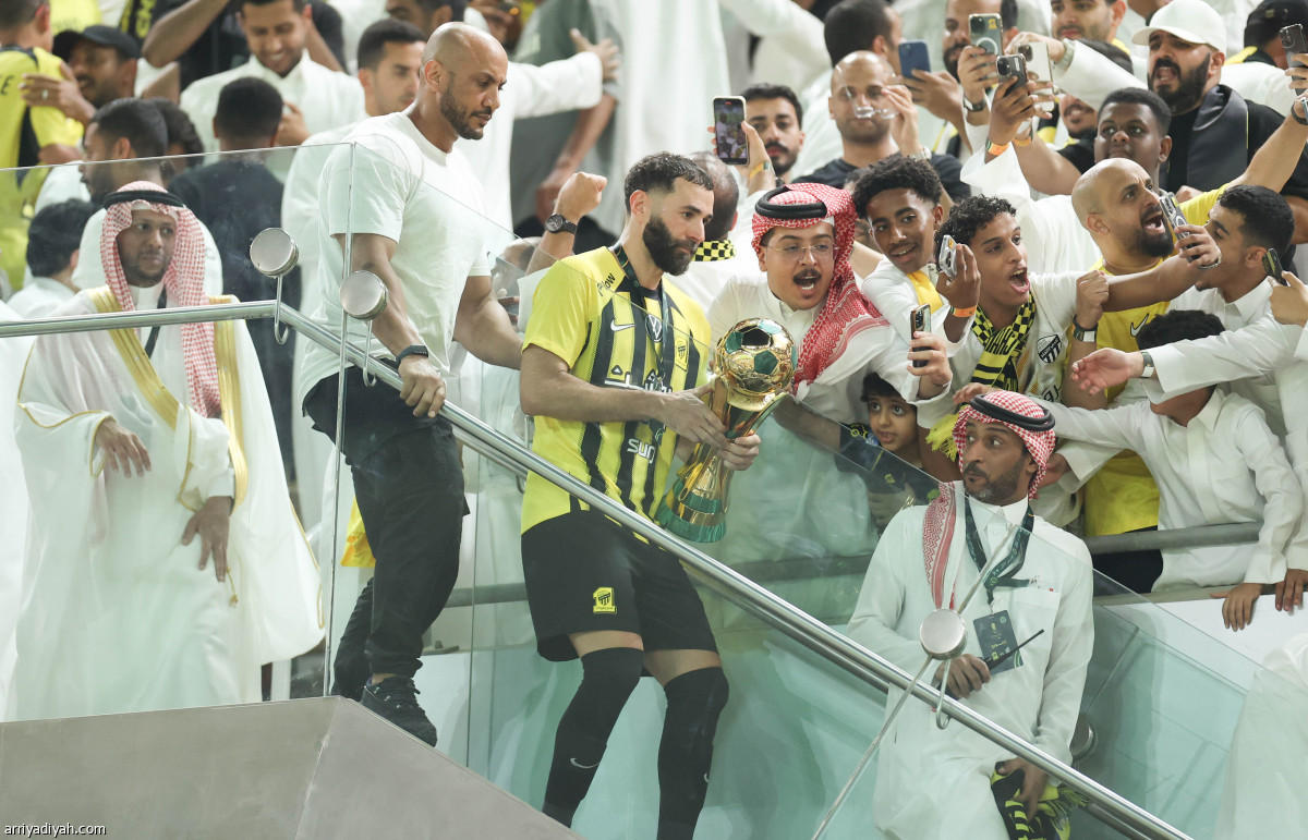 فرحة التتويج