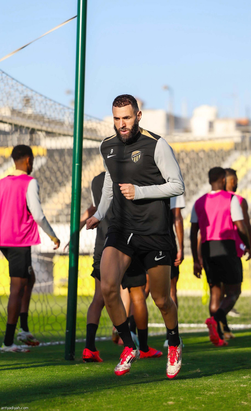 «النمور» تعاود الركض