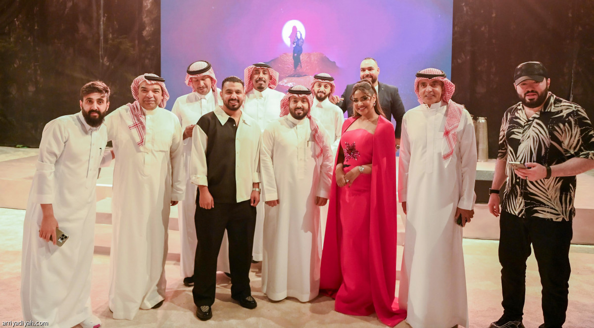 الألبوم الأول