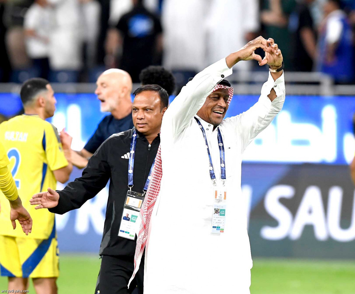 الجمعان يحتفل